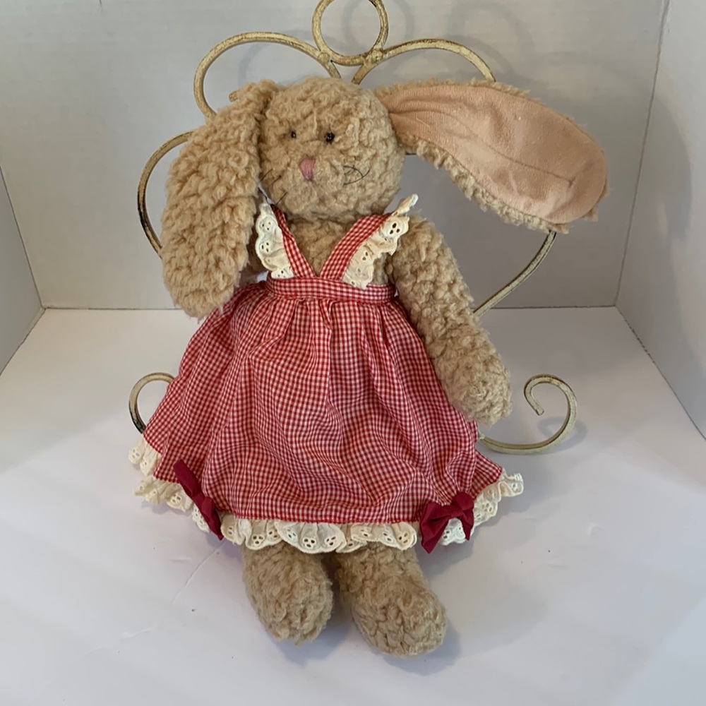 VINTAGE PLUSH:INTERNATIONAL SILVER 1996 NUBBY FLUFF BUNNY ::RED/WHITE DRESS 14”